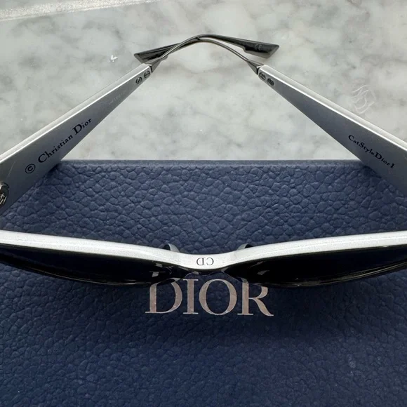 Dior Black Women's Sunglasses - Picture 5 of 5